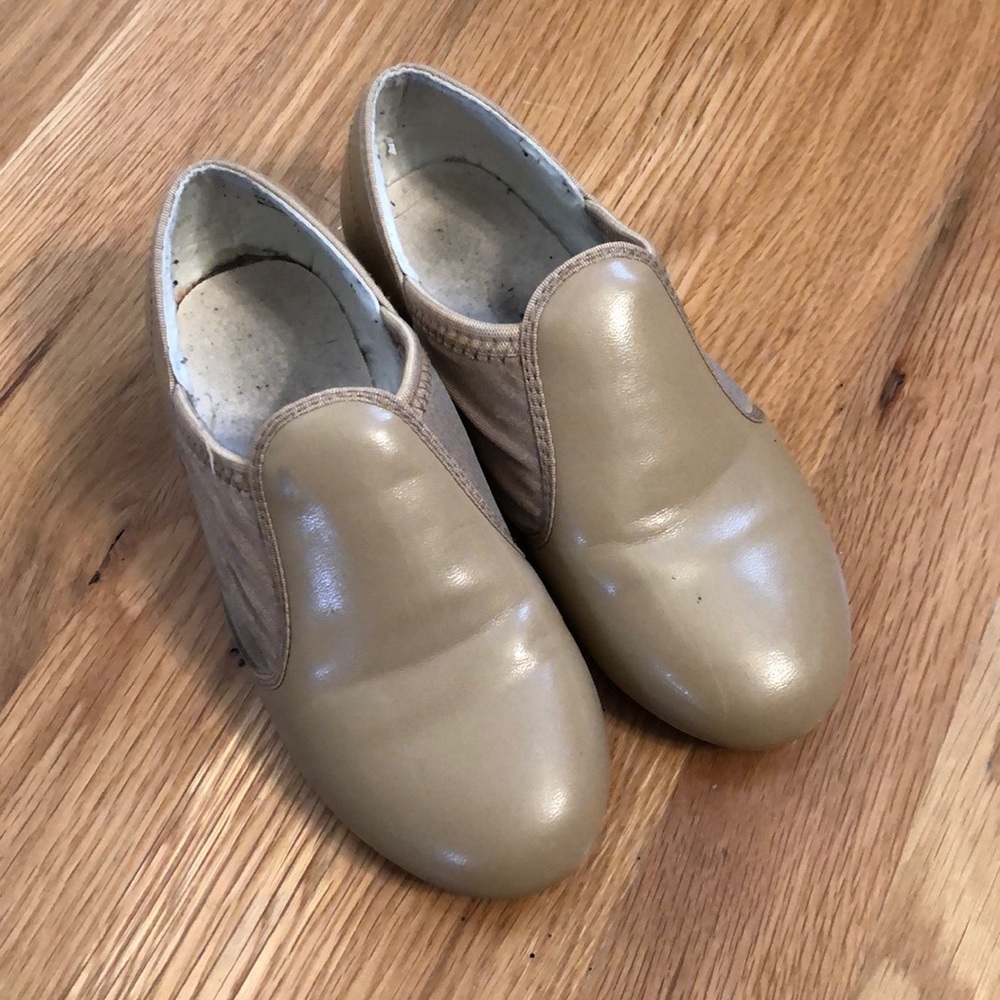 Revolution Dancewear Girls’ Tap shoes